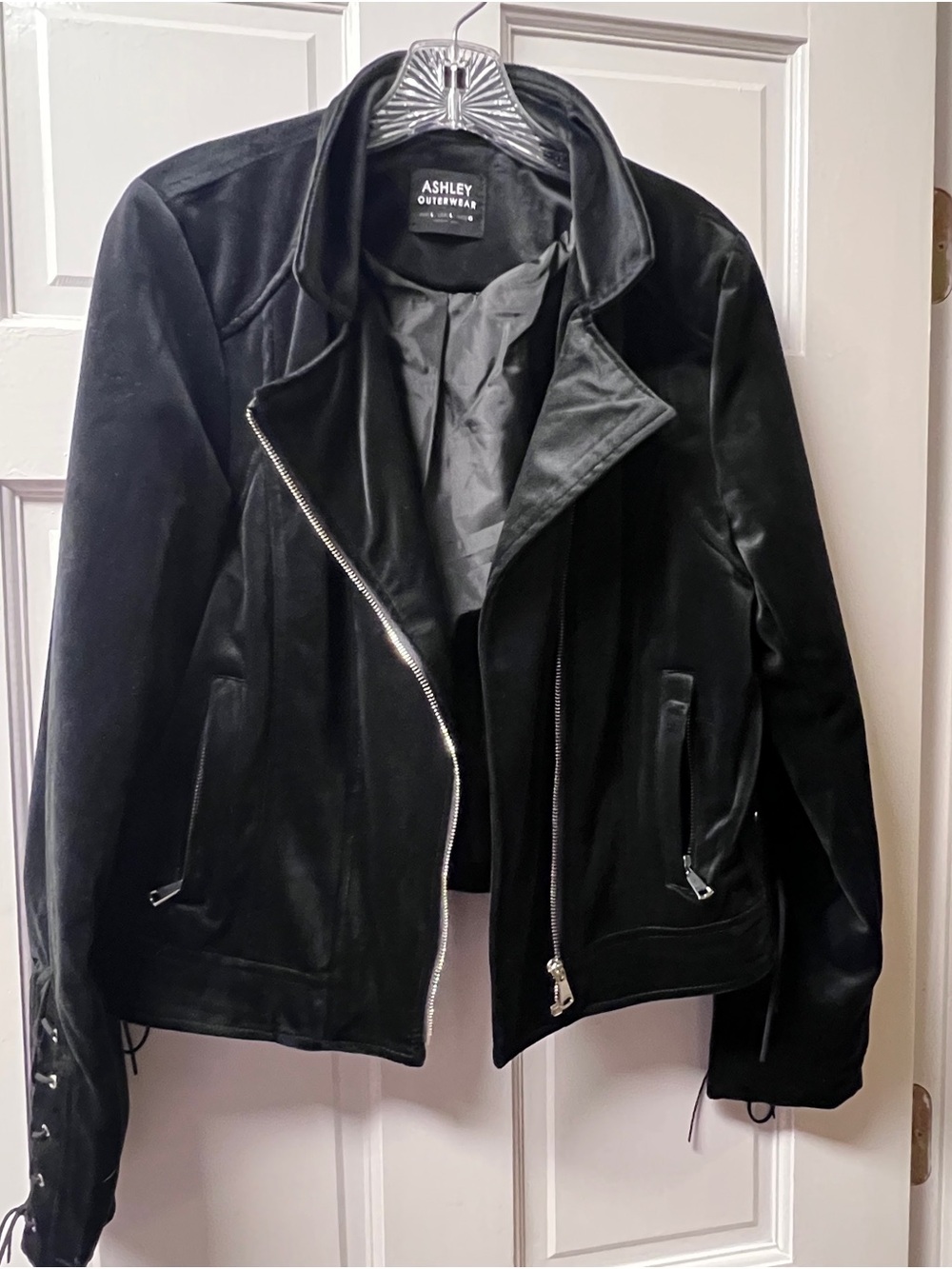 Ashley Outerwear Black velvet Jacket